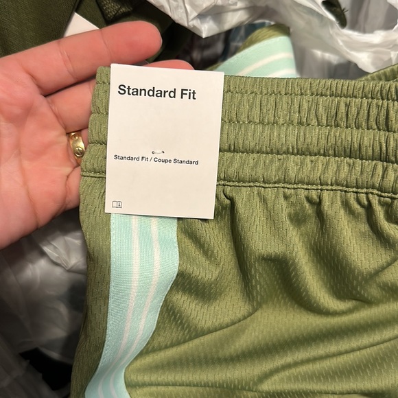 Nike Dri-FIT Fly Crossover Big Kids' (Girls') Basketball Shorts NWT - Picture 3 of 3